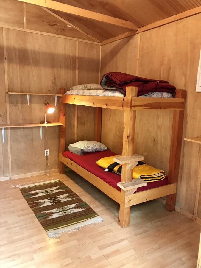 Sven'S Basecamp Hostel Fairbanks Exterior photo