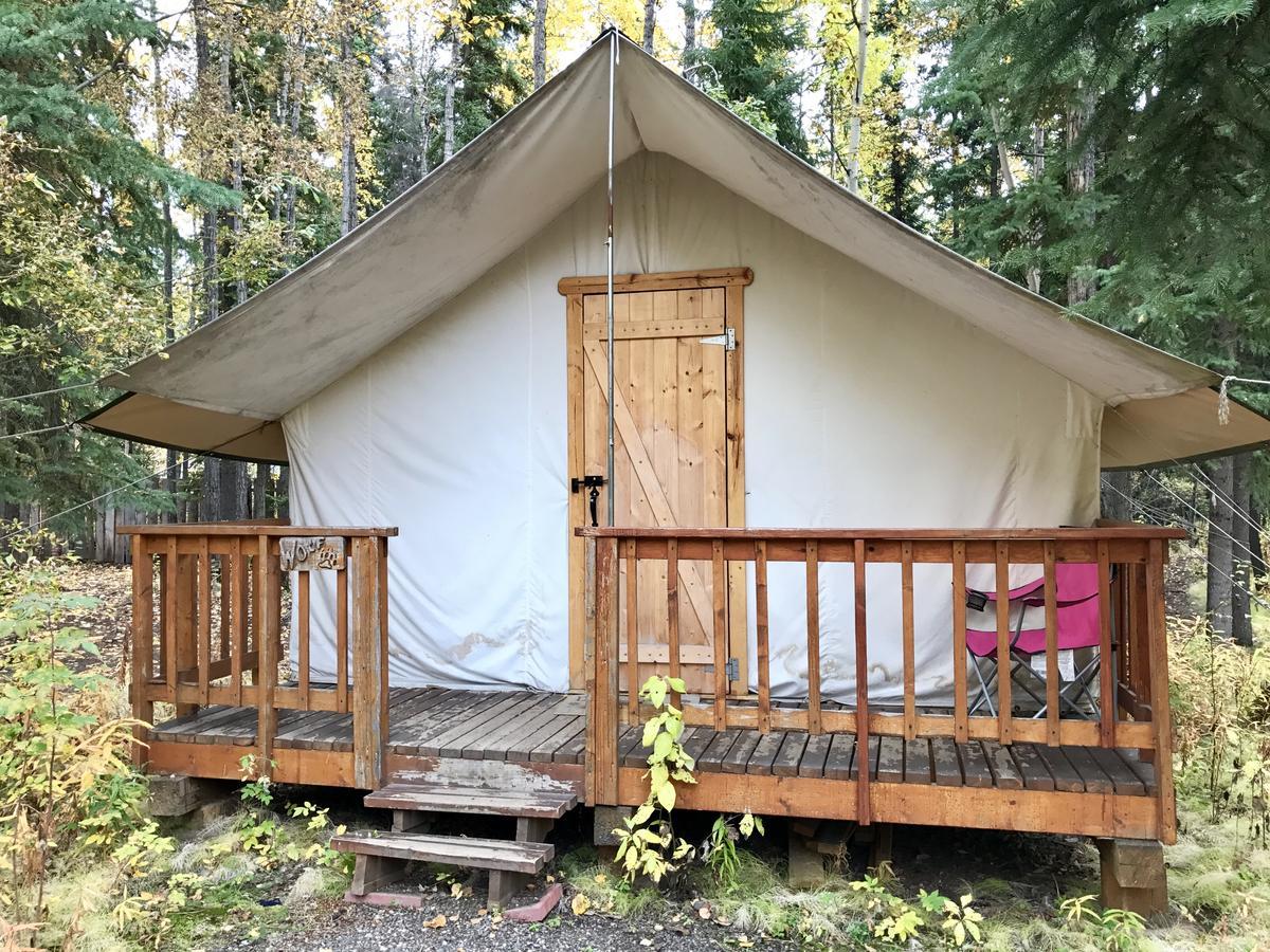 Sven'S Basecamp Hostel Fairbanks Exterior photo